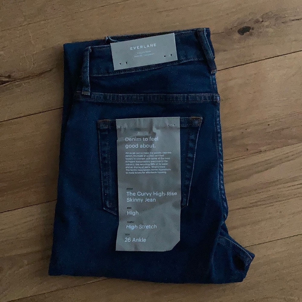 Curvy Authentic Stretch High-Rise Skinny Jean